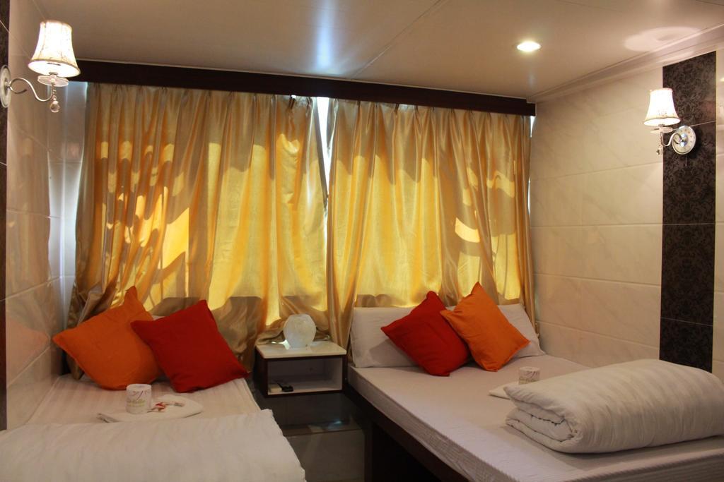 Unique Hostel Hong Kong Room photo